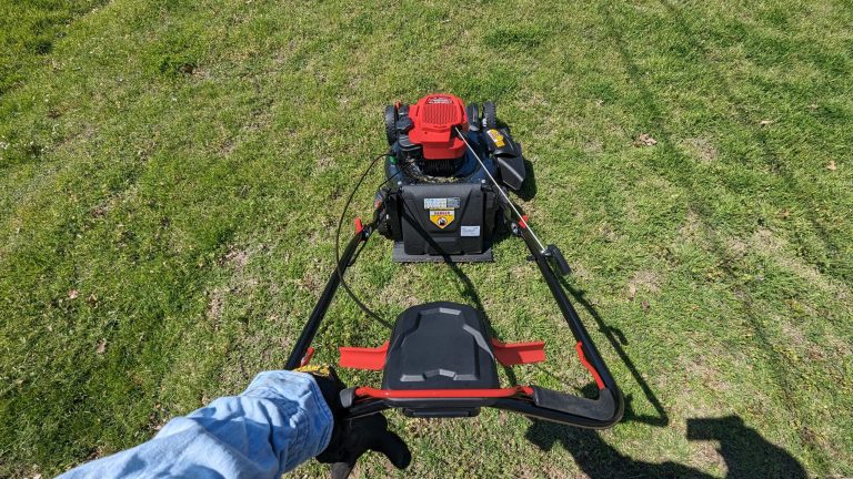 Best Motor Oil for Briggs And Stratton Lawn Mower: Top Picks Reviewed